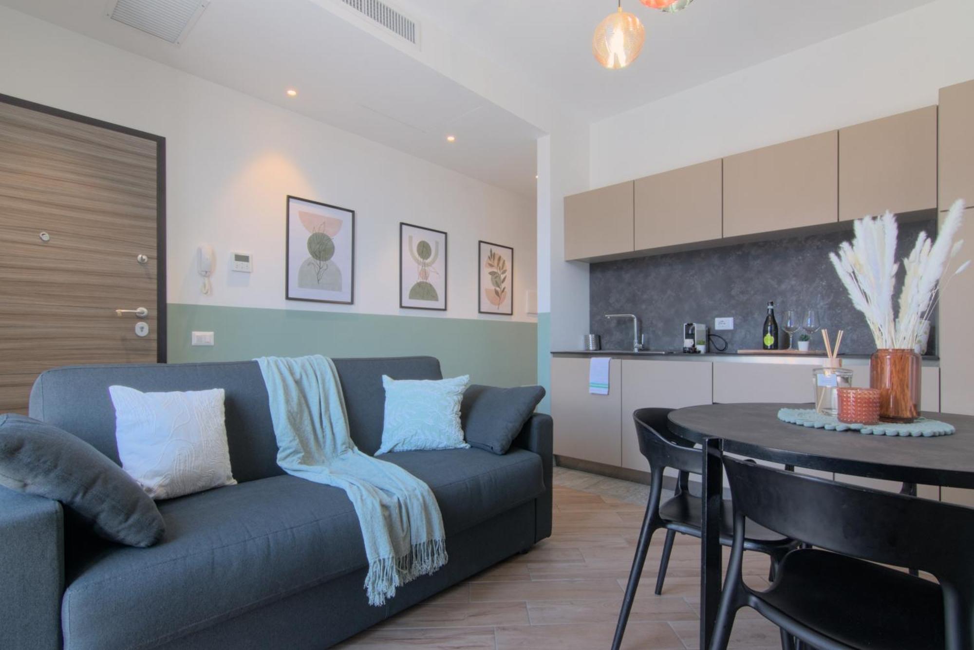 Ca Del Lasco - Modern Apartments In Classic Villa เบลลาโน ภายนอก รูปภาพ