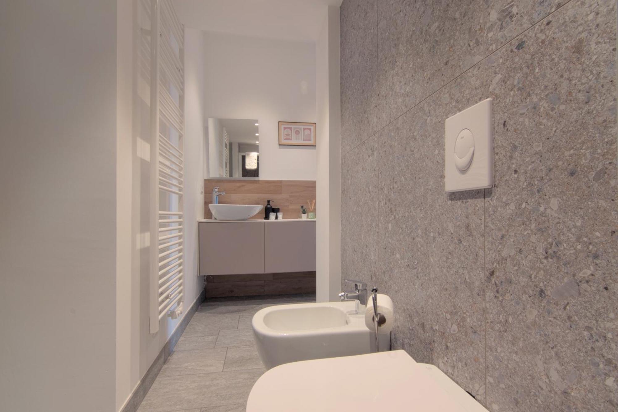 Ca Del Lasco - Modern Apartments In Classic Villa เบลลาโน ภายนอก รูปภาพ